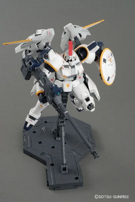 Bandai Gundam 1/100 MG Gundam Wing EW OZ-00MS Tallgeese EW Model Kit 7 Bandai Gundam 1/100 MG Gundam Wing EW OZ-00MS Tallgeese EW Model Kit - Image 5