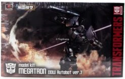 Flame Toys Furai 06 Transformers Megatron IDW (Autobot Ver) Model Kit -Bandai Zone 4897054512353