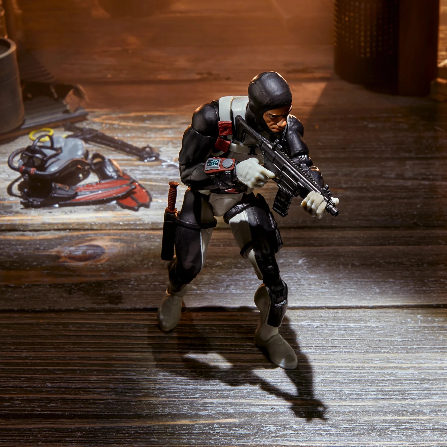 Hasbro G.I. Joe Classified Series Edward "Torpedo" Leialoha Action Figure 6 Hasbro G.I. Joe Classified Series Edward "Torpedo" Leialoha Action Figure - Image 4