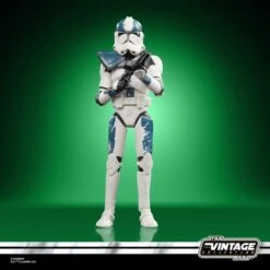 Hasbro Star Wars Vintage Collection Clone Captain Howzer VC210 3.75" Action Figure 12 Hasbro Star Wars Vintage Collection Clone Captain Howzer VC210 3.75" Action Figure -Bandai Zone 5010996133687d